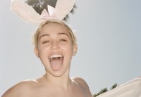 miley-cyrus-topless-sunny-1.jpg